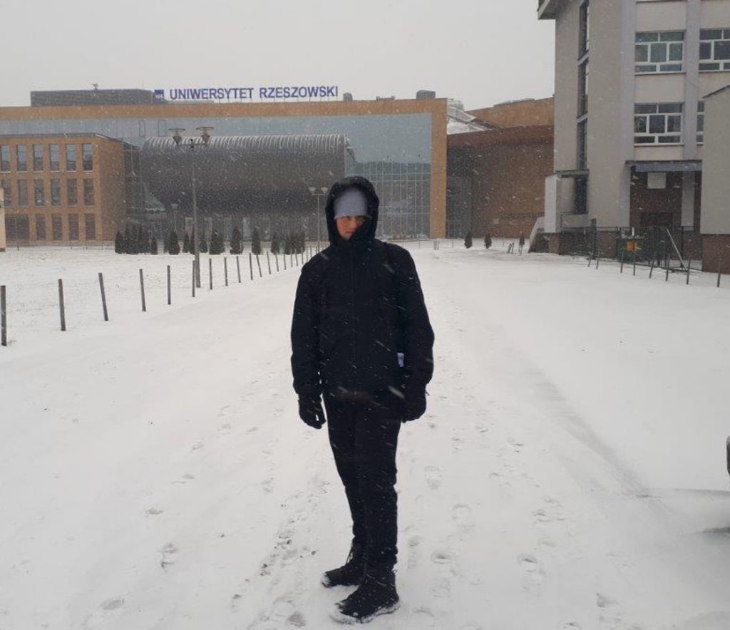 dut1.jpg