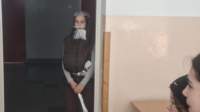 _100137_small.jpg